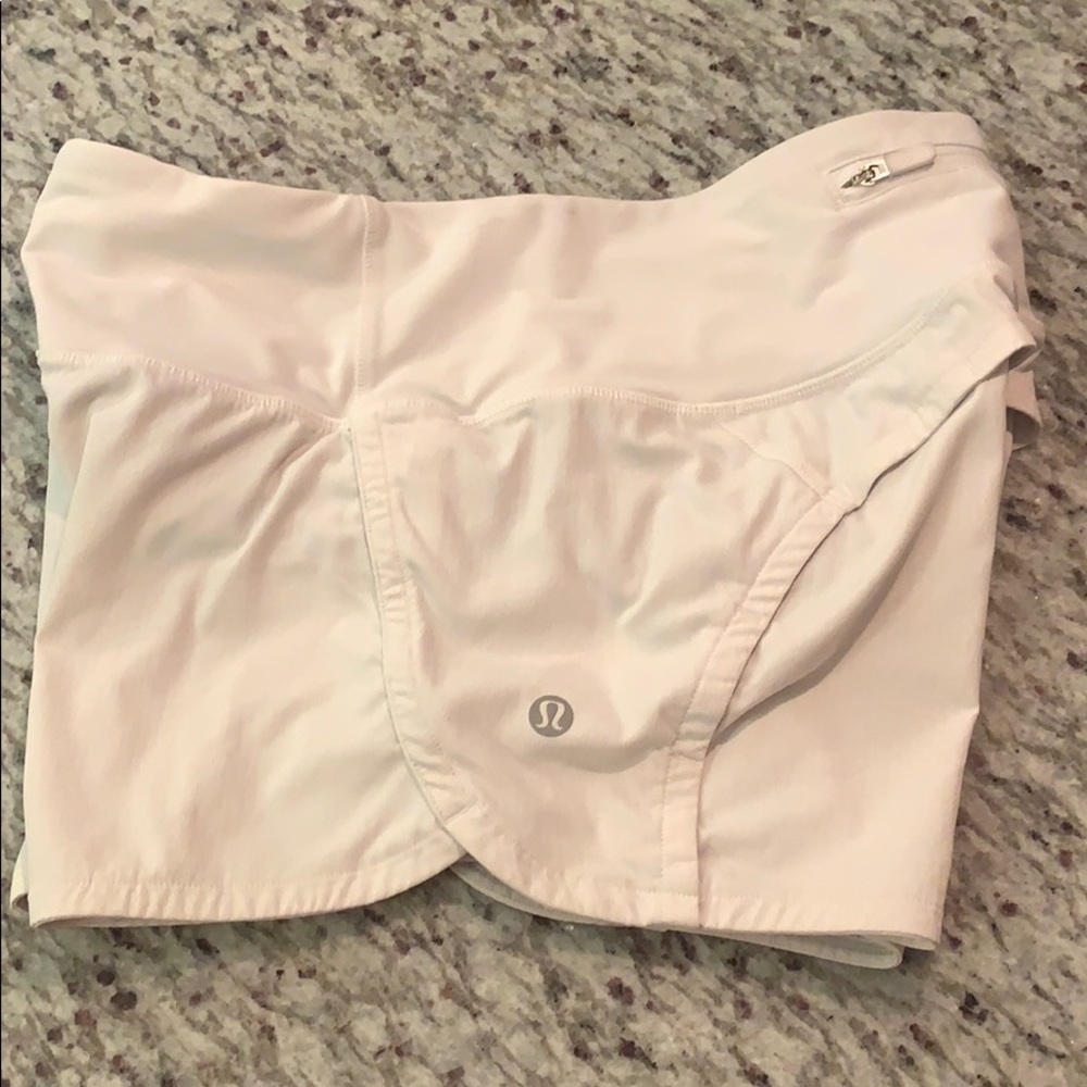 Lululemon Speed Up long 4” short